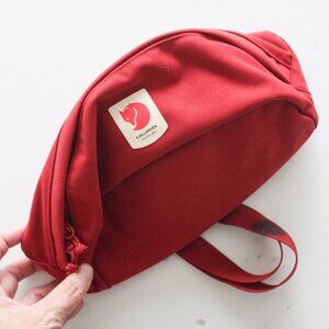 Fjallraven Ulvo Medium 2L Hip Pack in Lava - with flaw